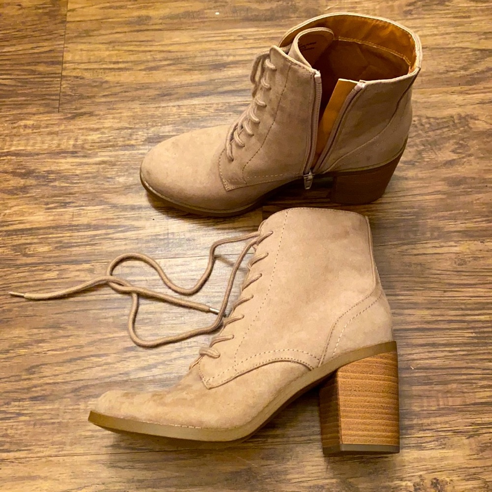 Lace up block heel boots